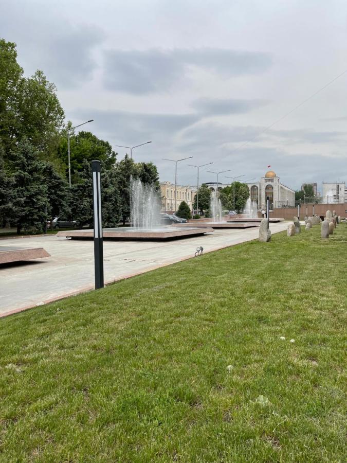 Logvinenko Apartment 比什凯克 外观 照片