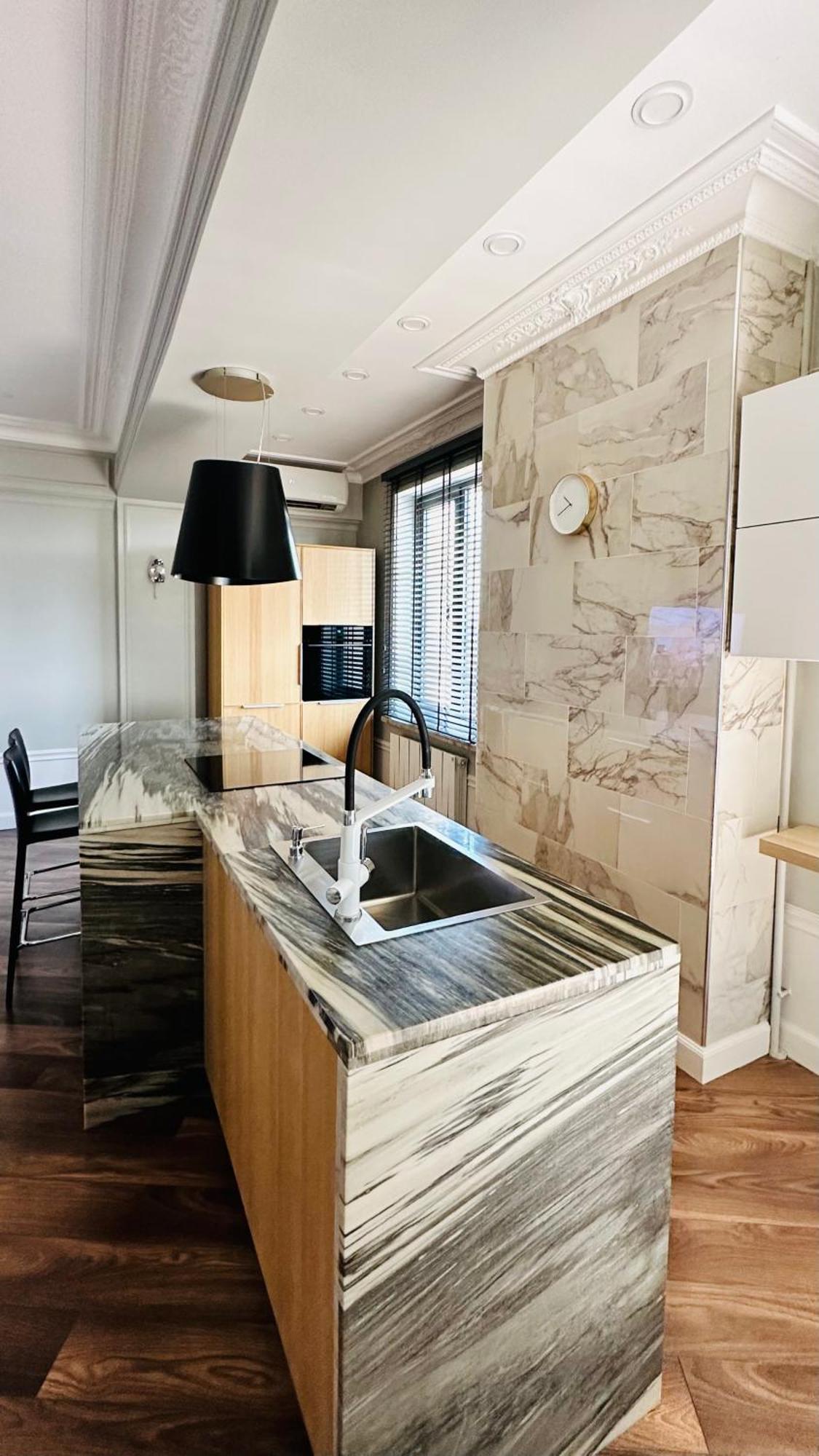 Logvinenko Apartment 比什凯克 外观 照片